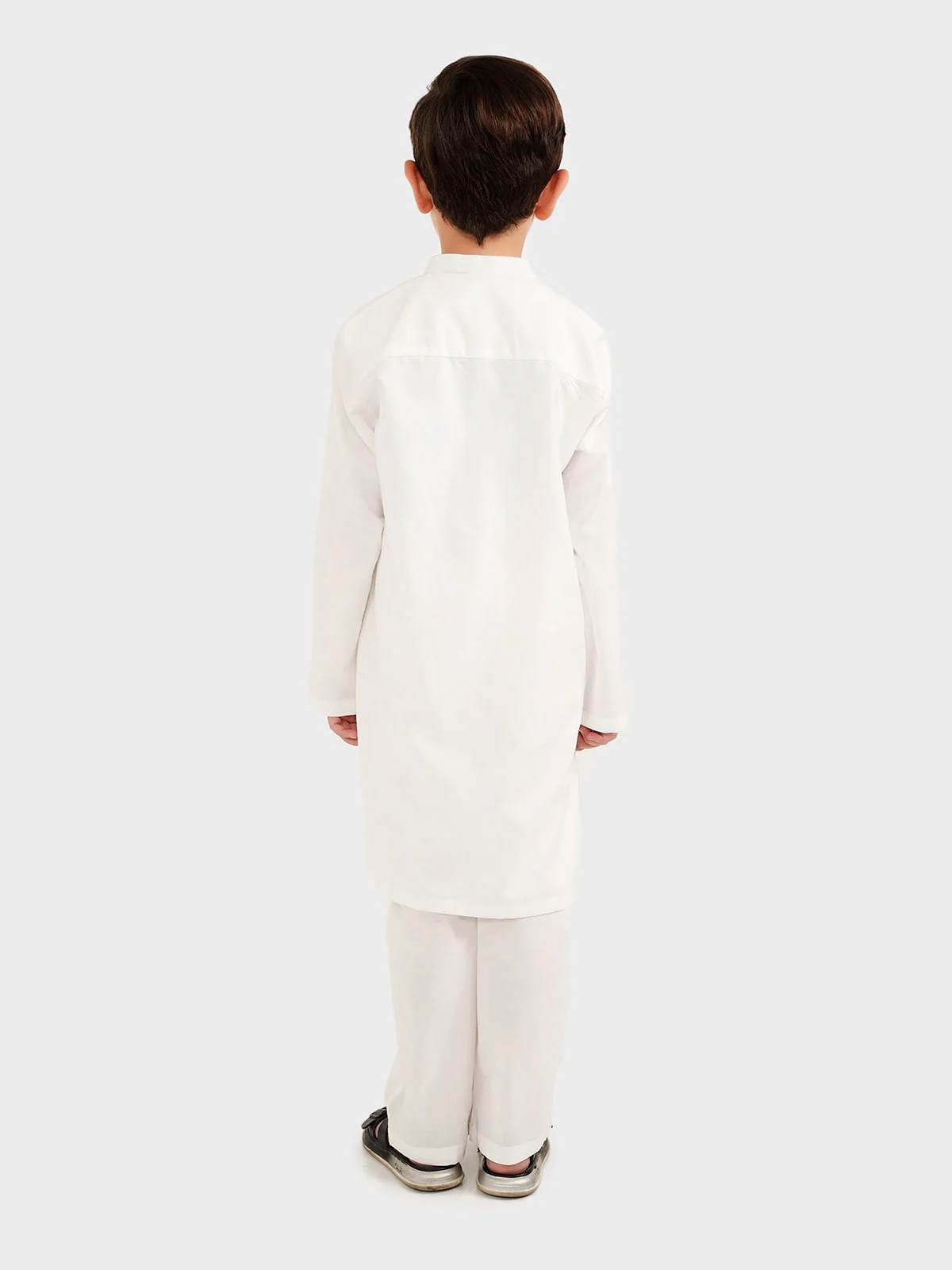 "ABOUD" Embriodered Kurta - Image 3