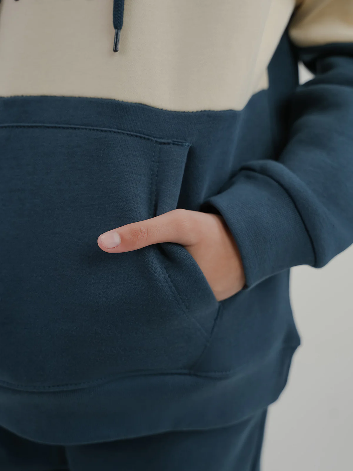 "ASANTE" Comfort Unisex Fleece Track Suit - Image 5