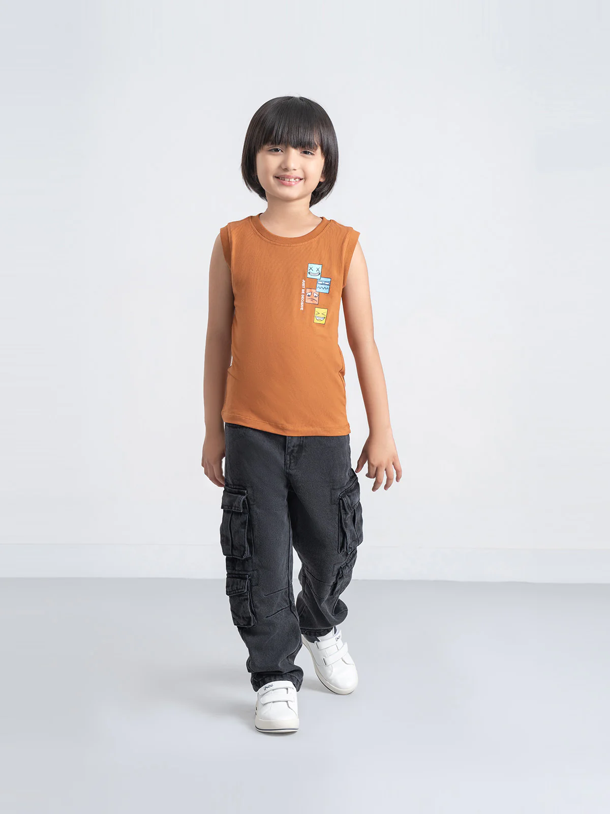 "ATSUO" Cargo Fit Charcoal Jeans - Image 2