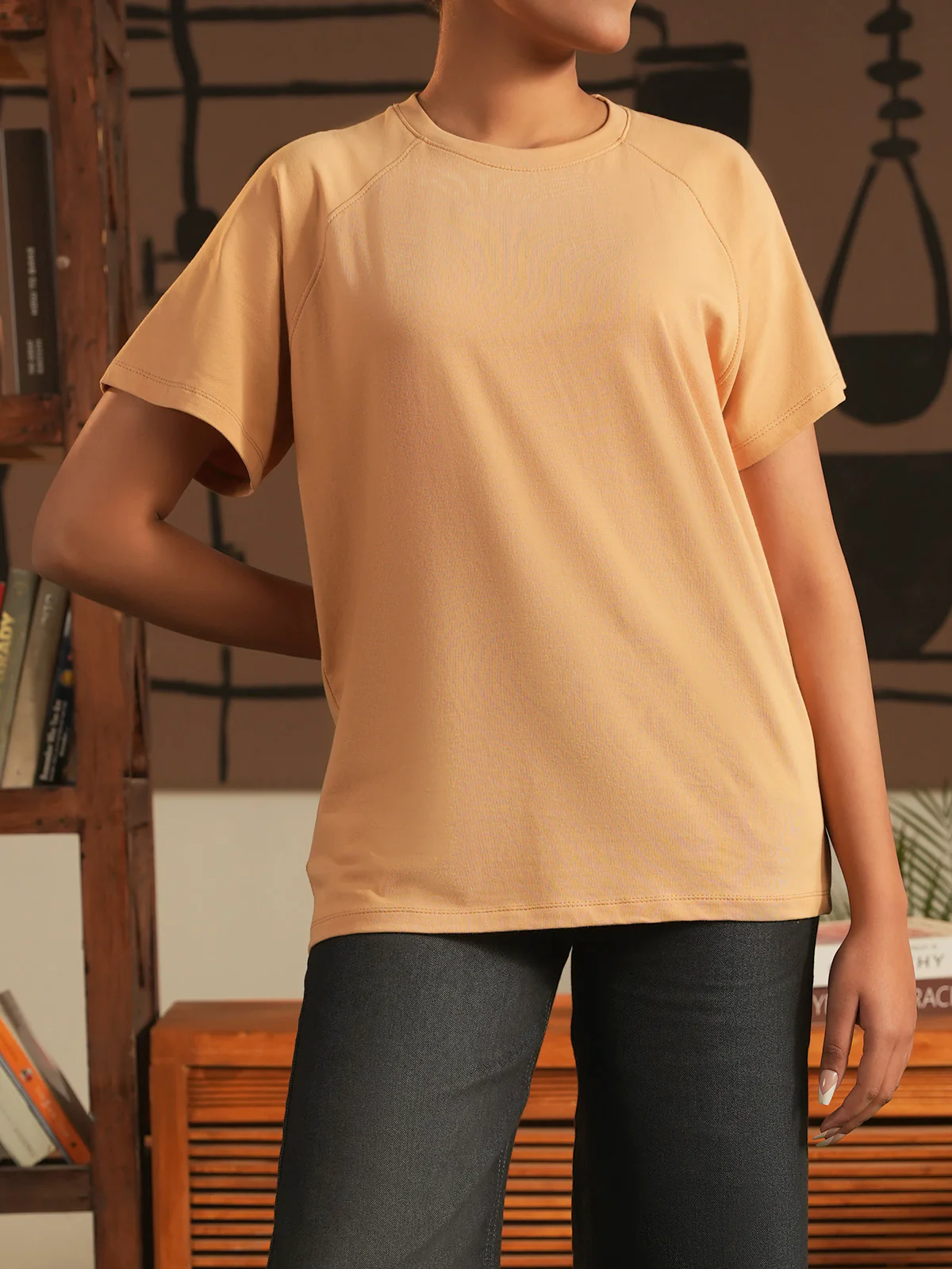"AURELY" Cropped Raglan Sleeves T-Shirt