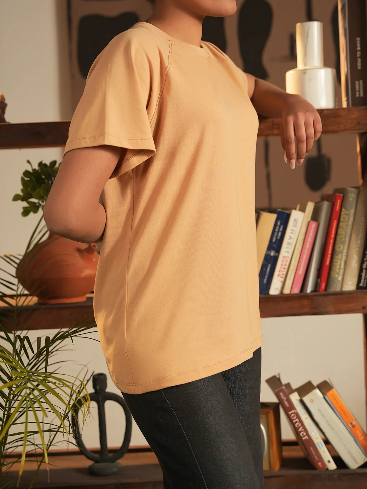 "AURELY" Cropped Raglan Sleeves T-Shirt - Image 9