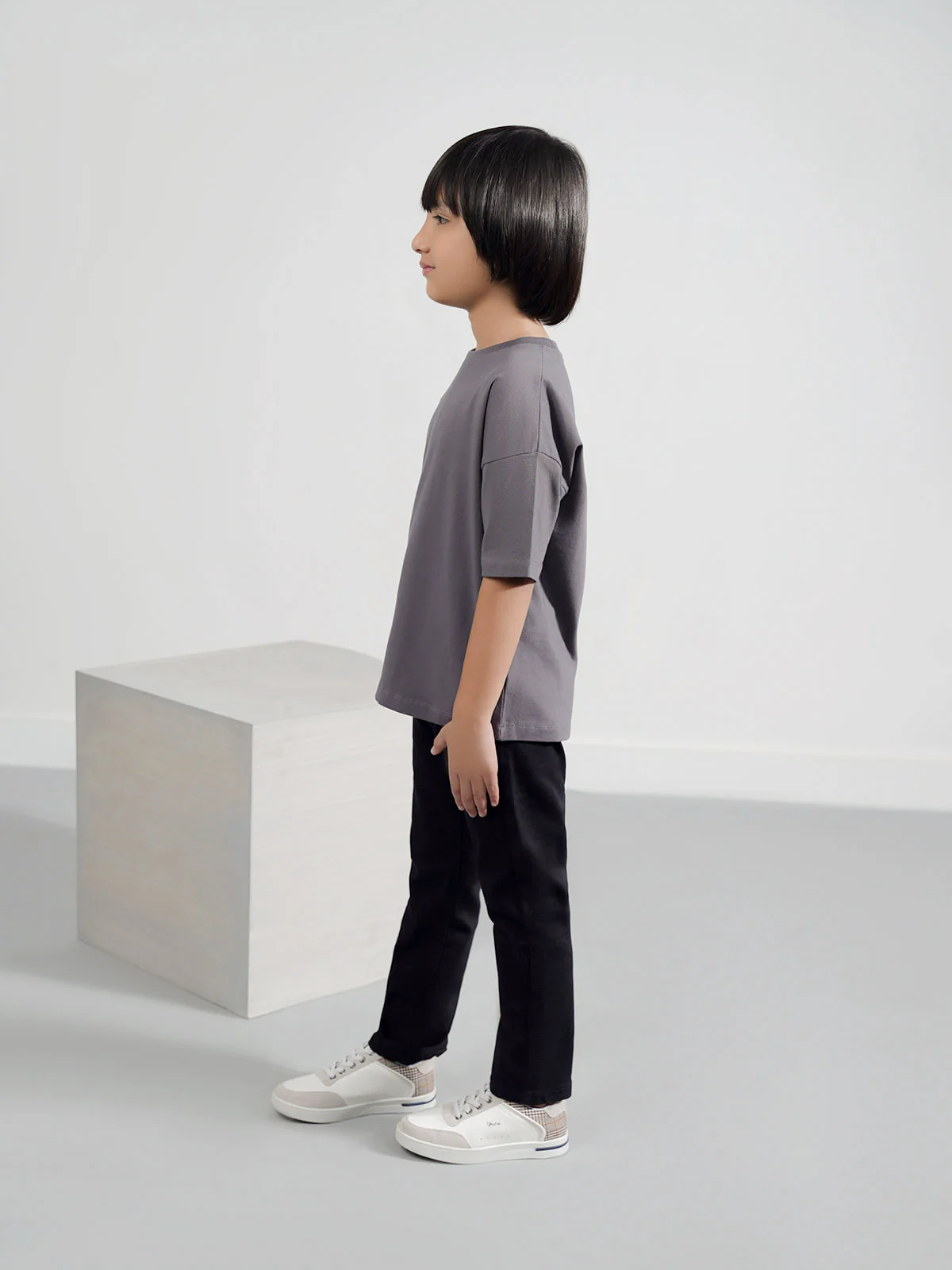 "AYUKA" Slim Fit Denim Jeans - Image 3