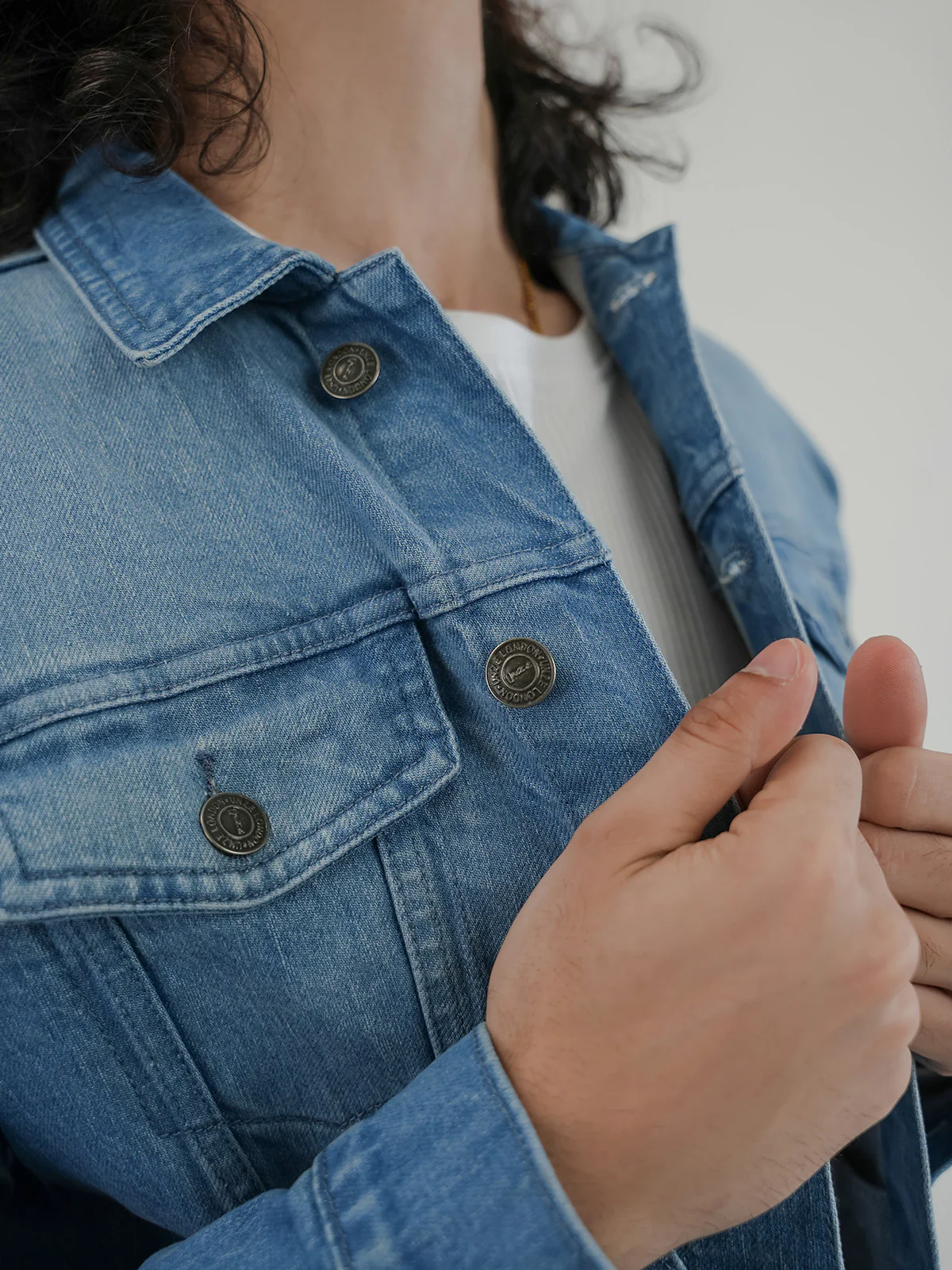 "BLOEM" Basic Regular Fit Denim Jacket - Image 4