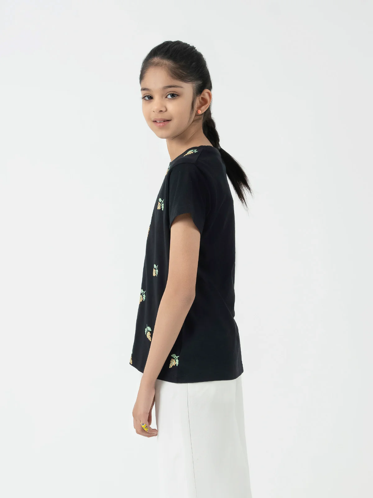 "CECILY" Graphic Regular Fit T-Shirt - Image 4