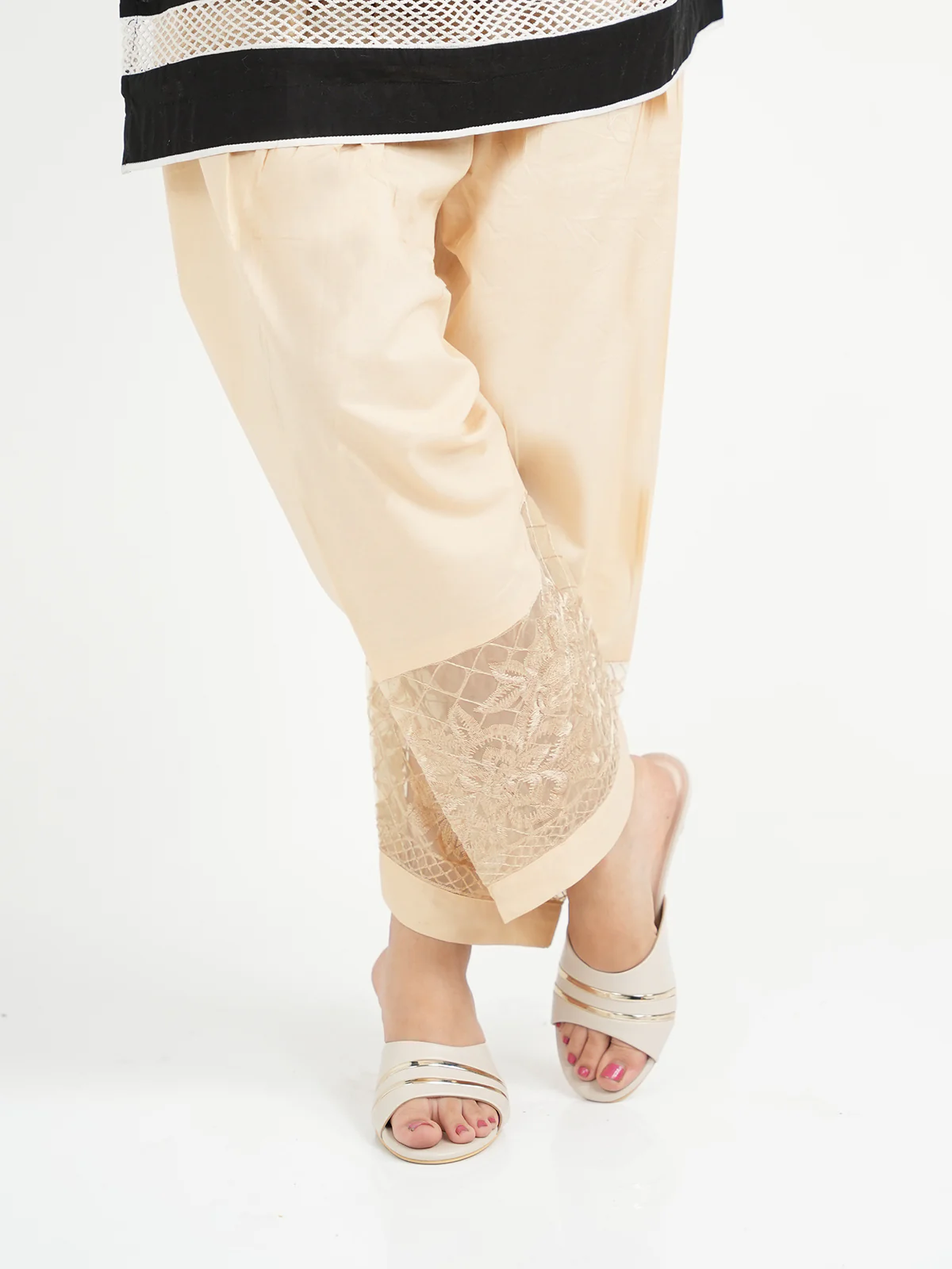 "ESTEFANIA" Straight Embroidered Trouser - Image 2