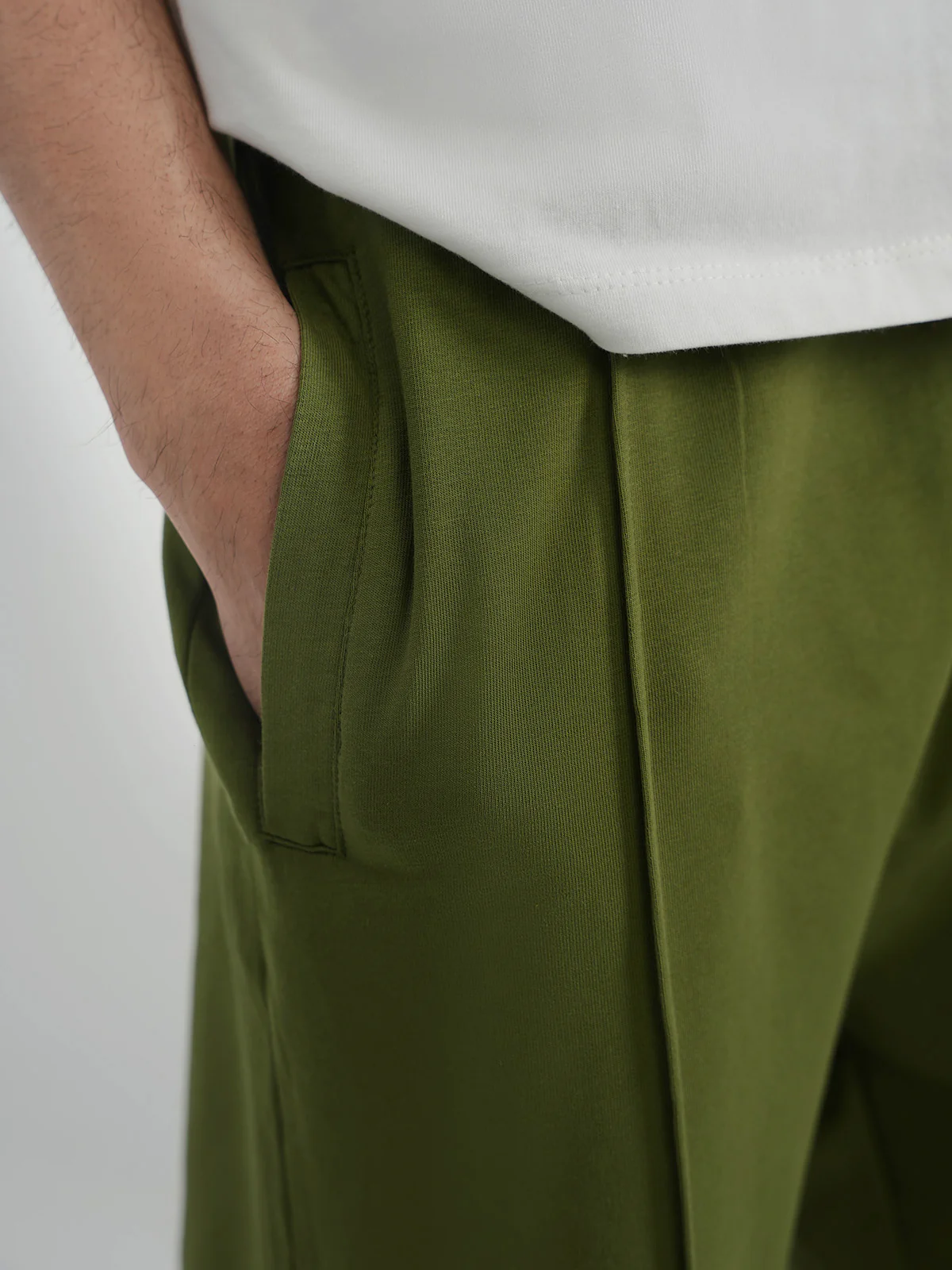 "JIRAIYA" Solid Regular Fit Terry Short - Image 5