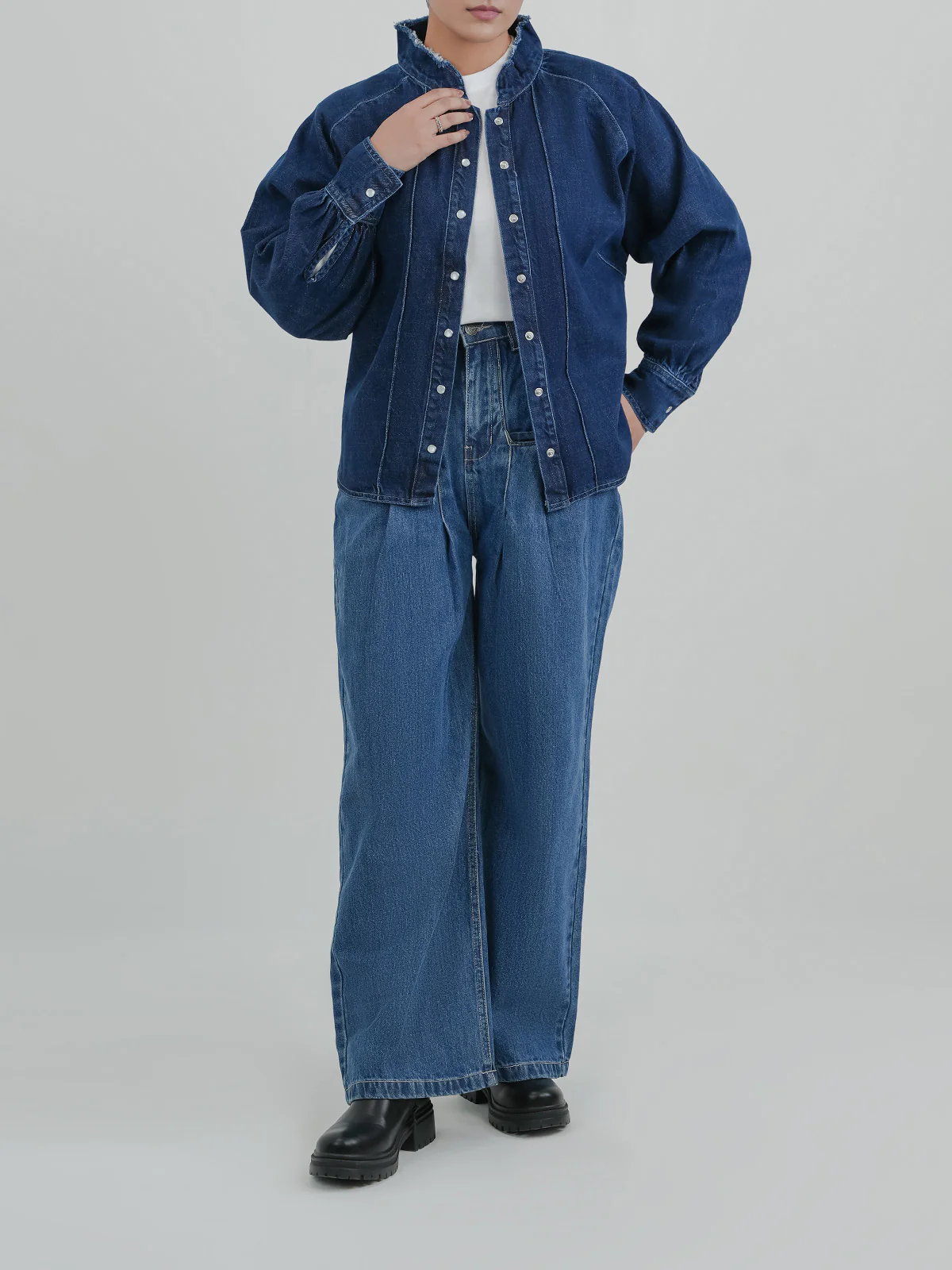 "KAINOA" Stylish Basic Denim Jacket - Image 2