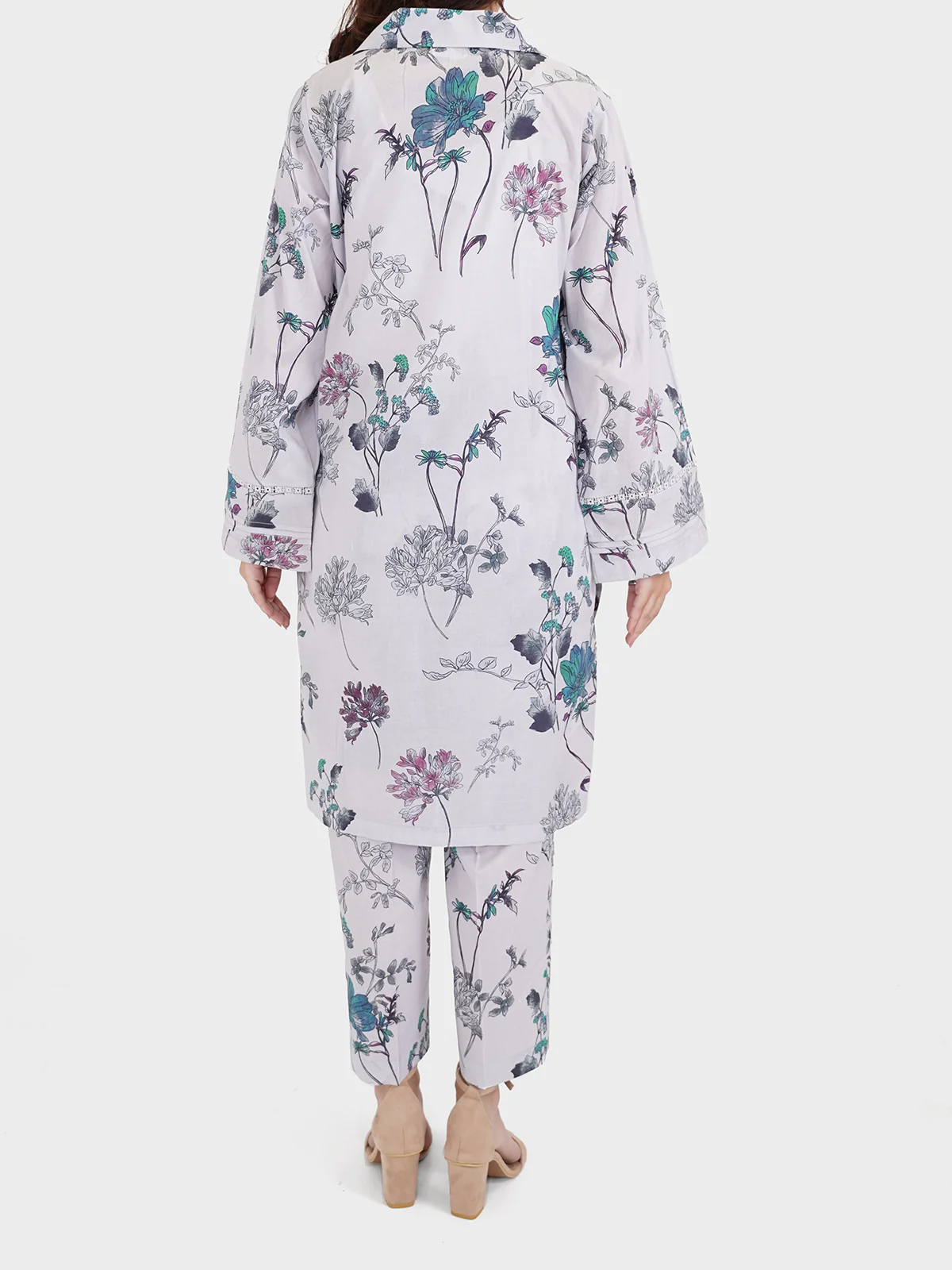 "KASUMI" Printed Two Piece Suit - Image 3