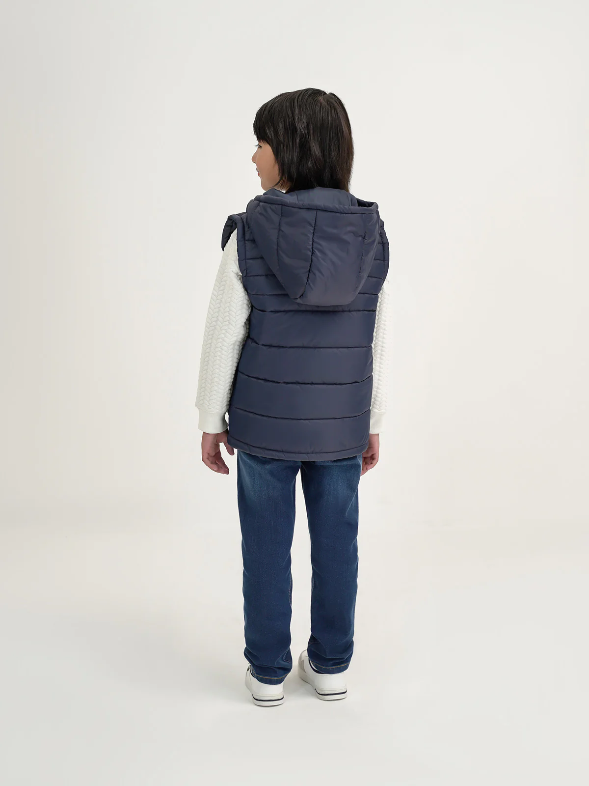 "KESHI" Sleeveless Puffer Jacket - Image 4
