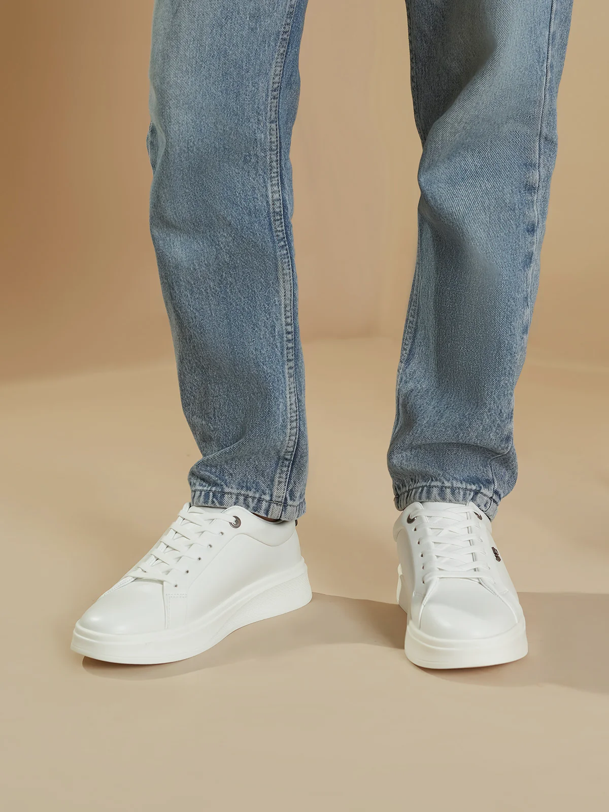Men "AVICE" Classic Lace Up Trainers - Image 6