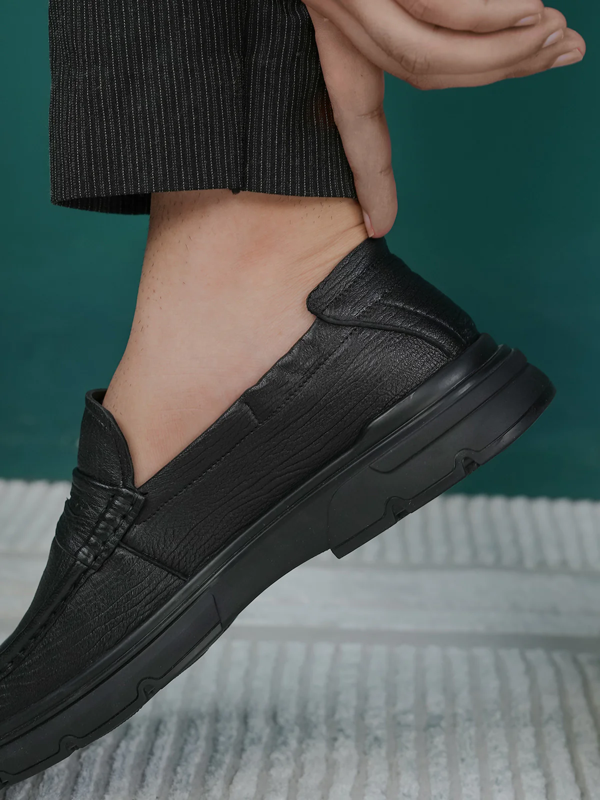 Men "LAKSHA" Perfect Leather Loafer Shoes - Image 6