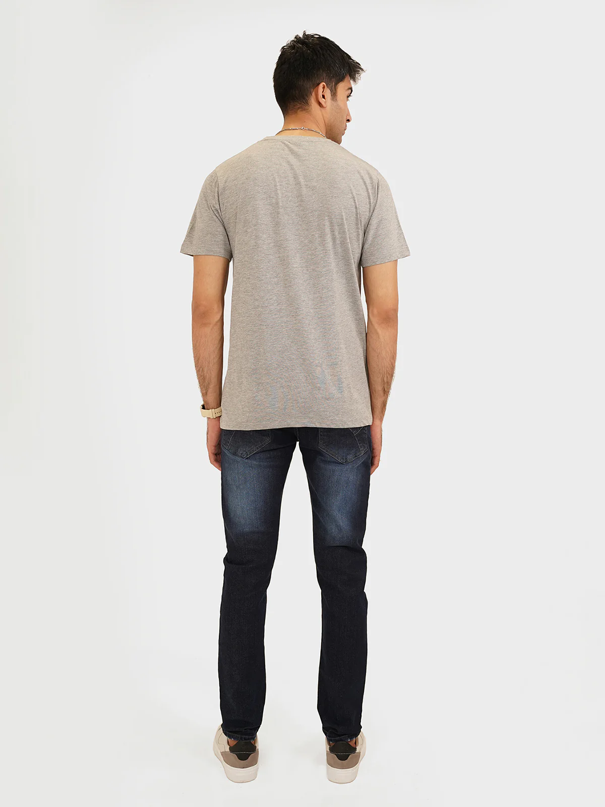 "AKIVA" Plain Regular Fit T-Shirt - Image 4