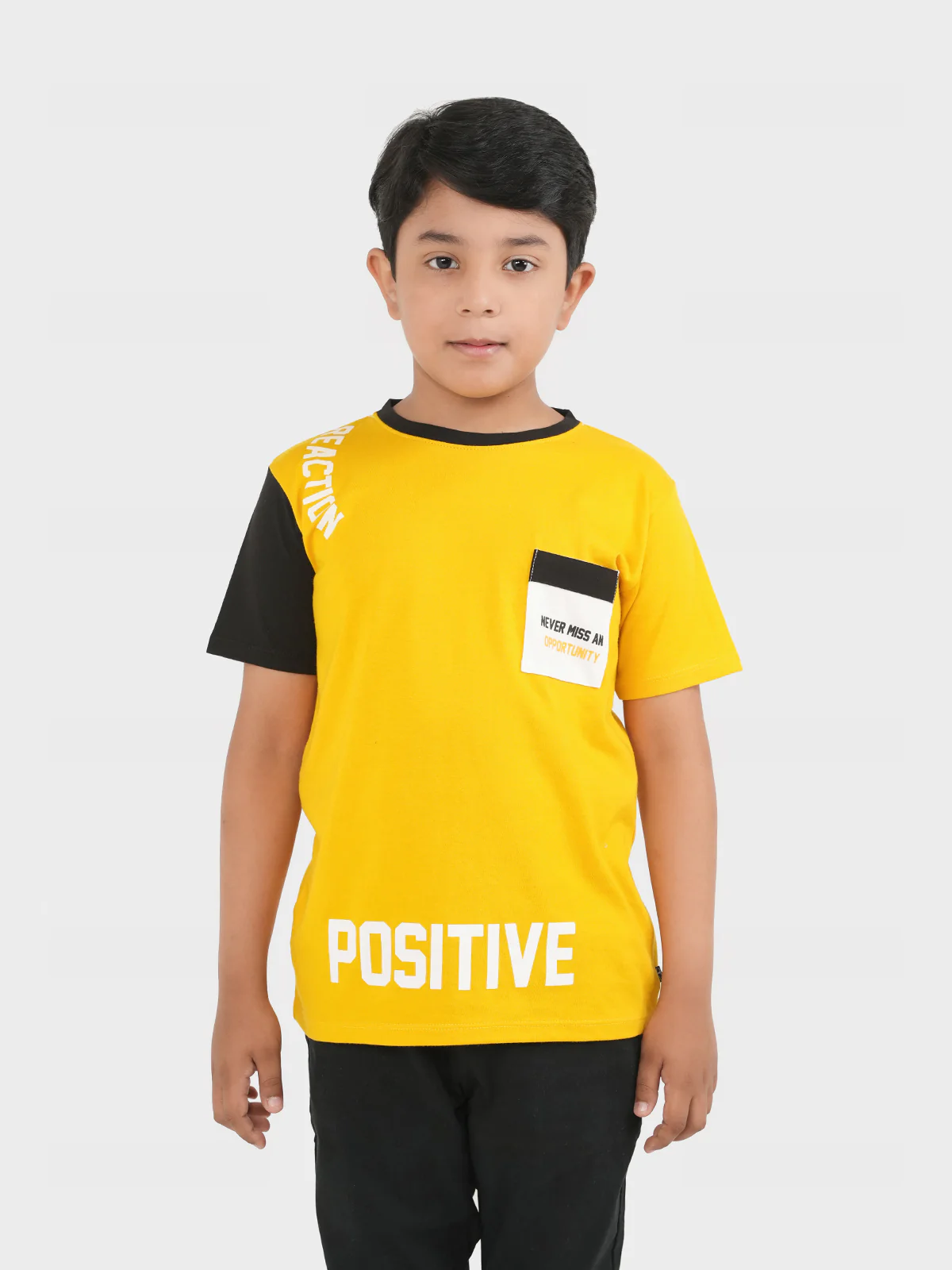 "PENHA" Casual Crewneck T-Shirt - Image 3