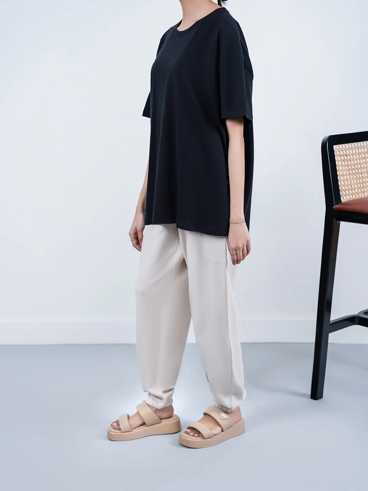 "REIDAR" Drop Shoulder Basic T-Shirt - Image 3