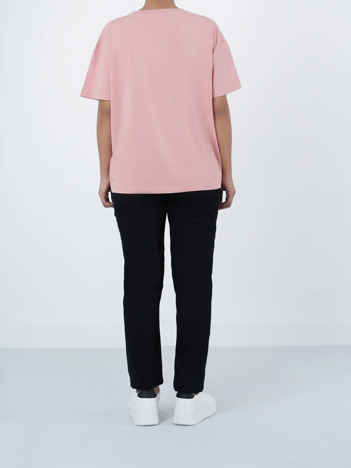 "REIDAR" Drop Shoulder Basic T-Shirt - Image 4