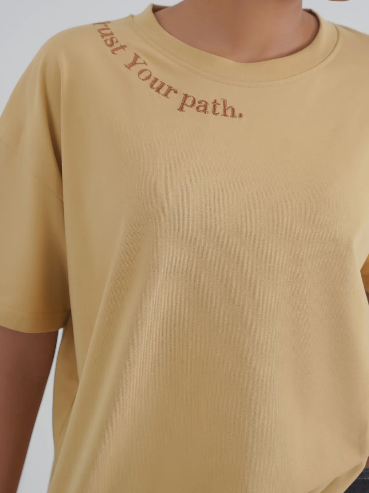"VENDER" Graphic Drop Shoulder T-Shirt - Image 3