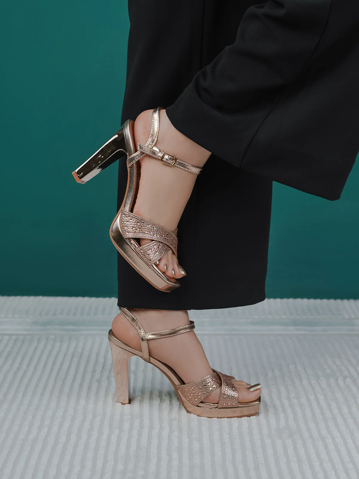 Women "ACHAVA" Glamorous Block Heel Sandals - Image 6
