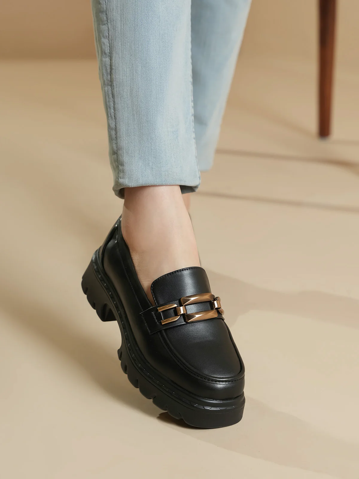 Women "AIDEN" Stylish Comfort Loafers - Image 11