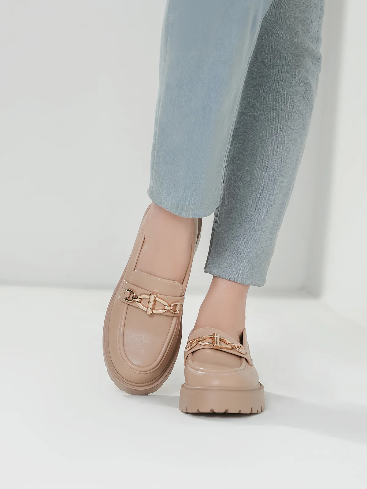 Women "ALETHA" Soft Modern Loafers - Image 10