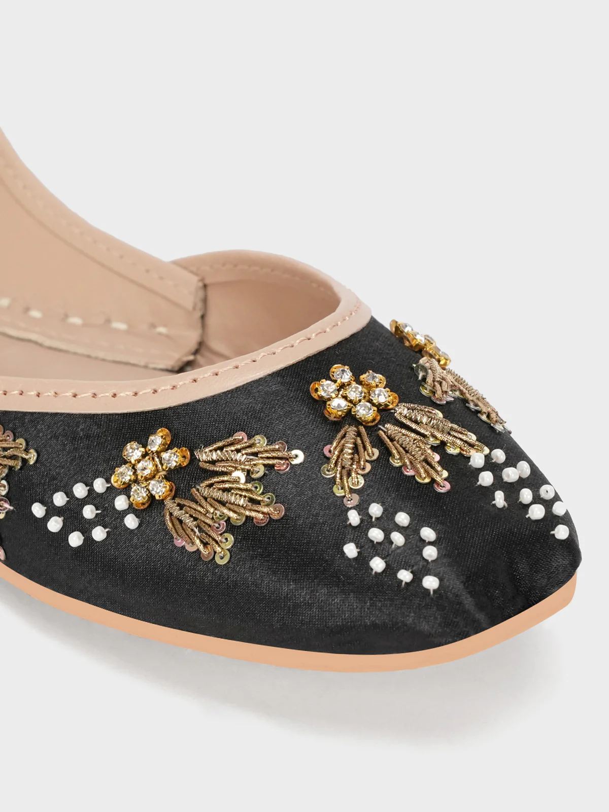 Women "AOIFE" Decorated Leather Khussa - Image 4