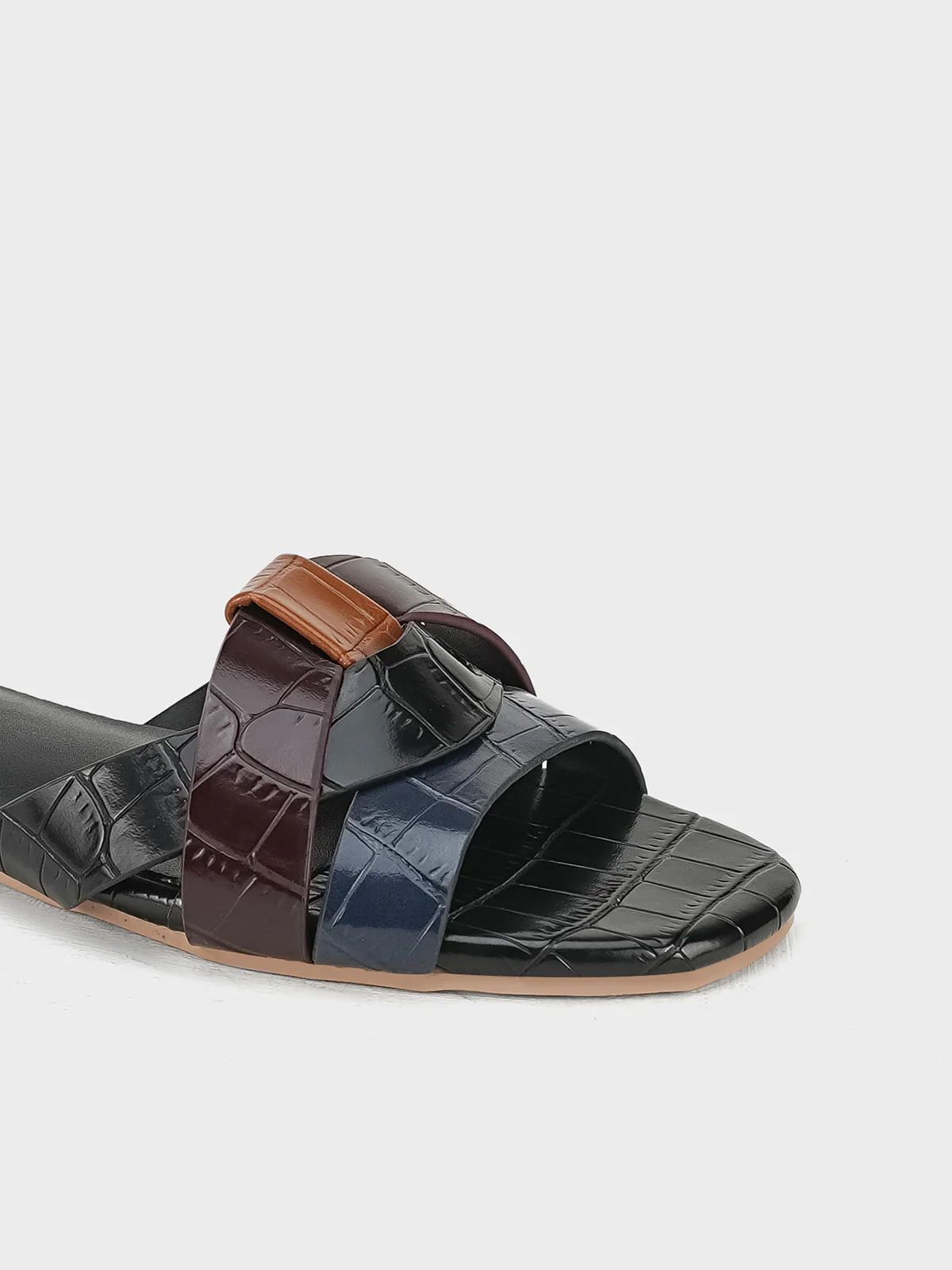 Women "AYLAD" Lightweight Slippers - Image 5