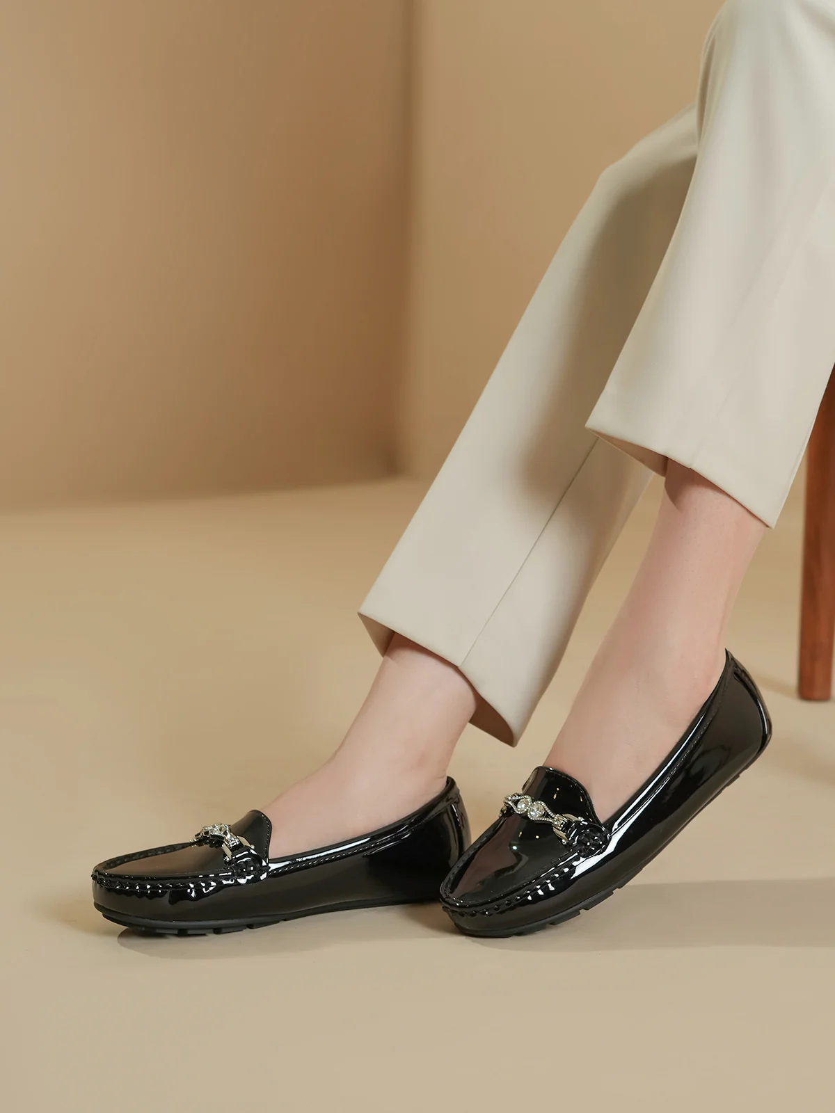 Women "CASIMIR" Flexible Slip On Moccasins - Image 10