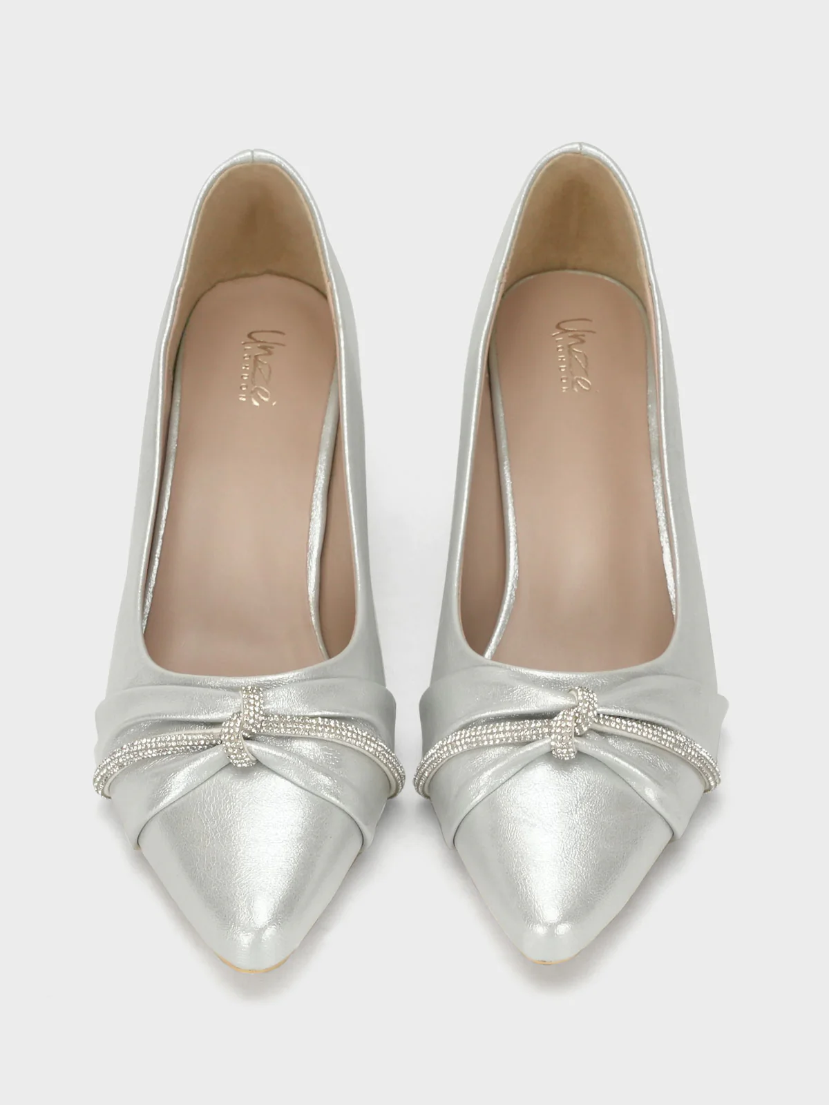 Women "DIADEM" Shimmery Block Heel Courts - Image 5