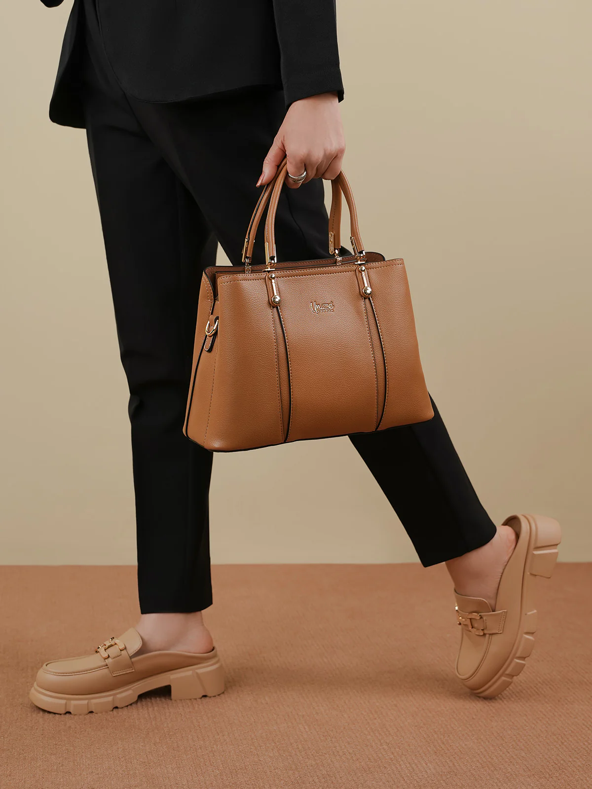 Women "FARLEY" Lightweight Handbag - Image 3