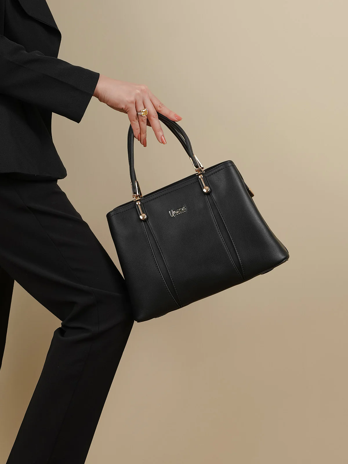 Women "FARLEY" Lightweight Handbag - Image 6