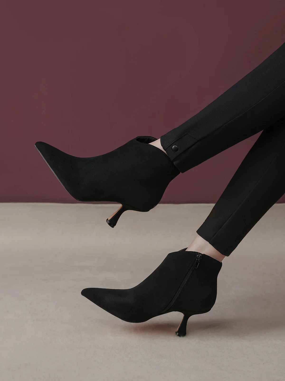 Women "JAYDEN" Stylish Zipper Boots - Image 10