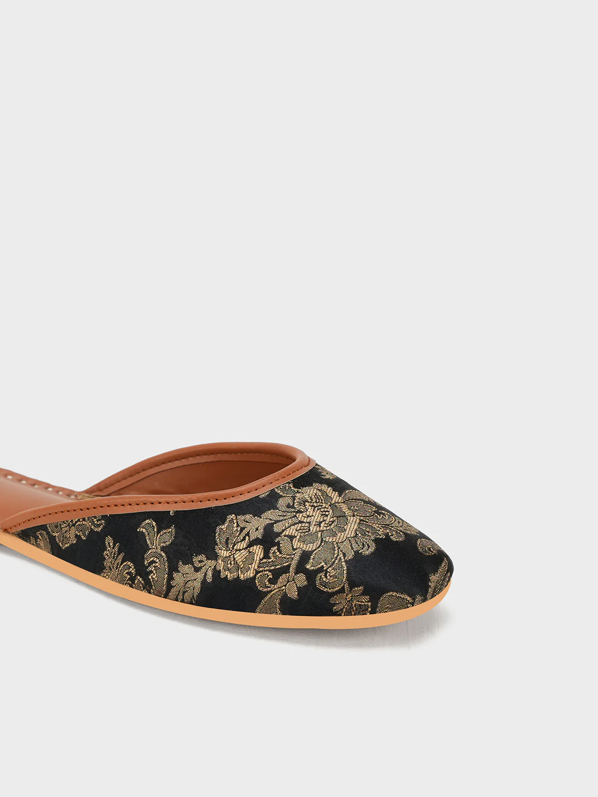 Women "GAUHAR" Comfort Casual Khussa - Image 7