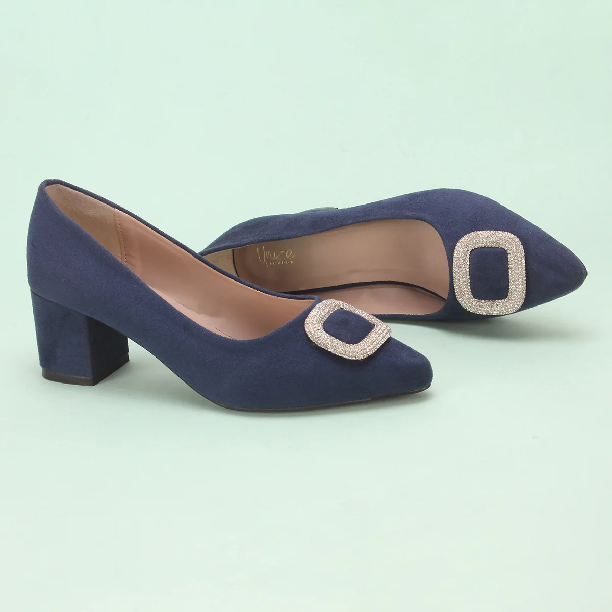 Women "LOVIS" Decorated Pointed Toe Courts - Image 6