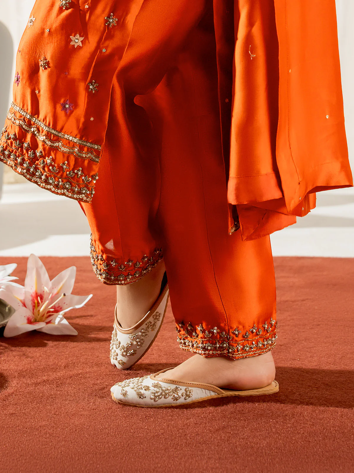 Women "MAHZALA" Stylish Traditional Khussa - Image 6