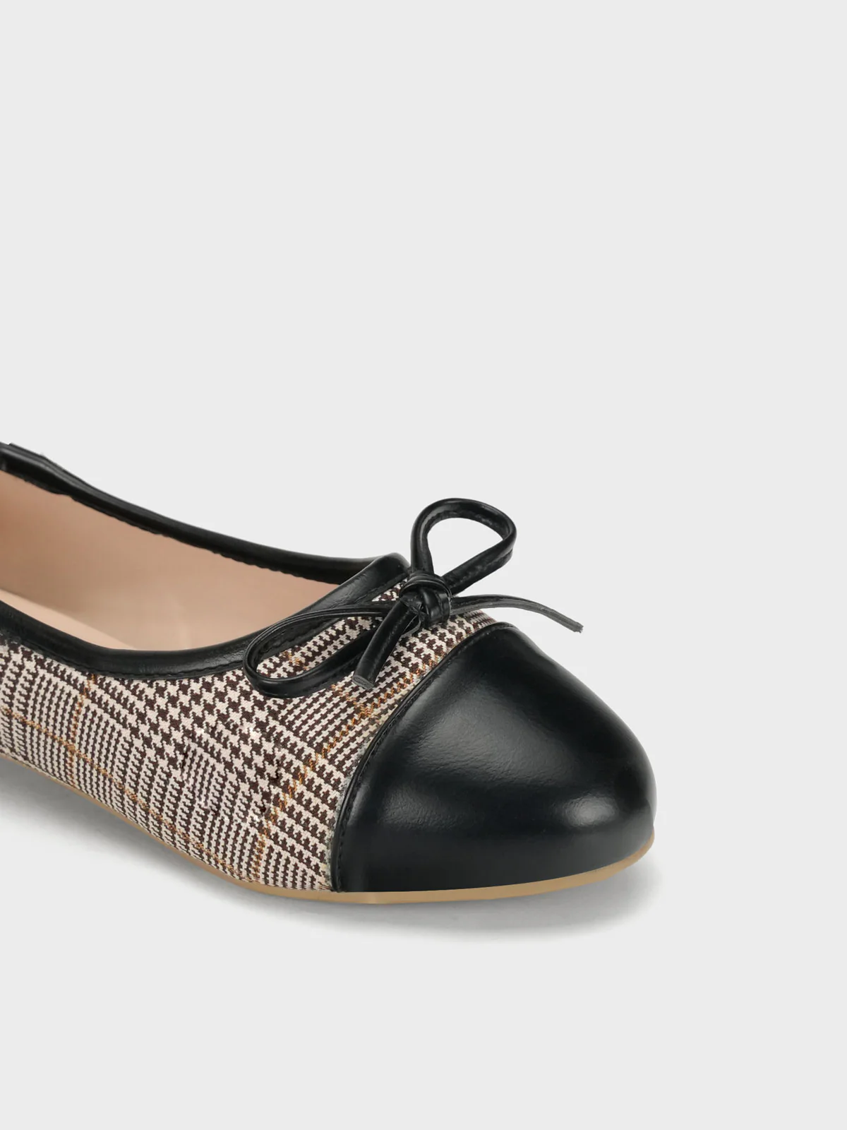 Women "MAIA" Flat Casual Pumps - Image 4