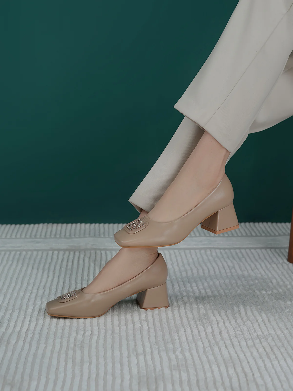 Women "PANYIN" Stylish Court Shoes - Image 6