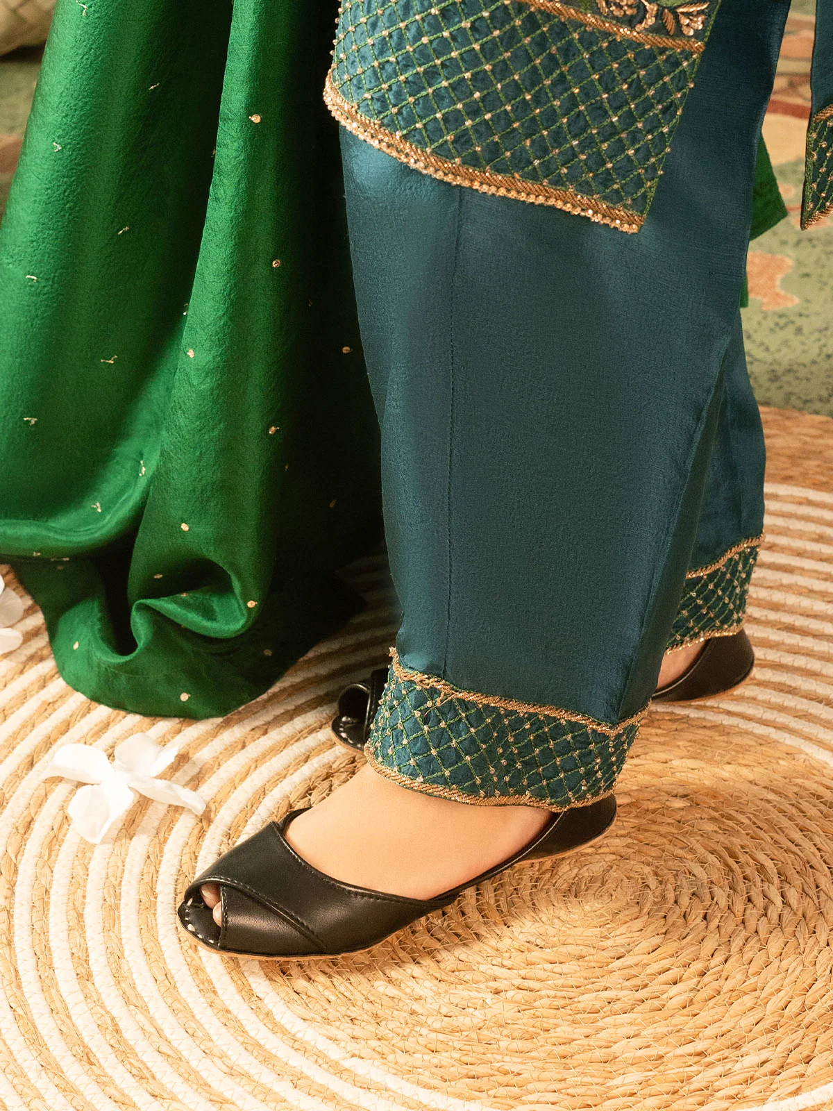 Women "PARKIN" Casual Open Toe Khussa