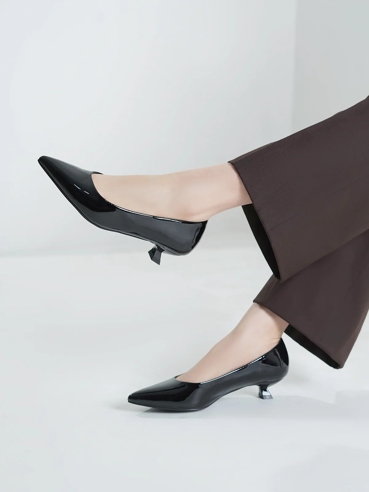 Women "RENSKE" Casual Pointed Toe Court Shoes