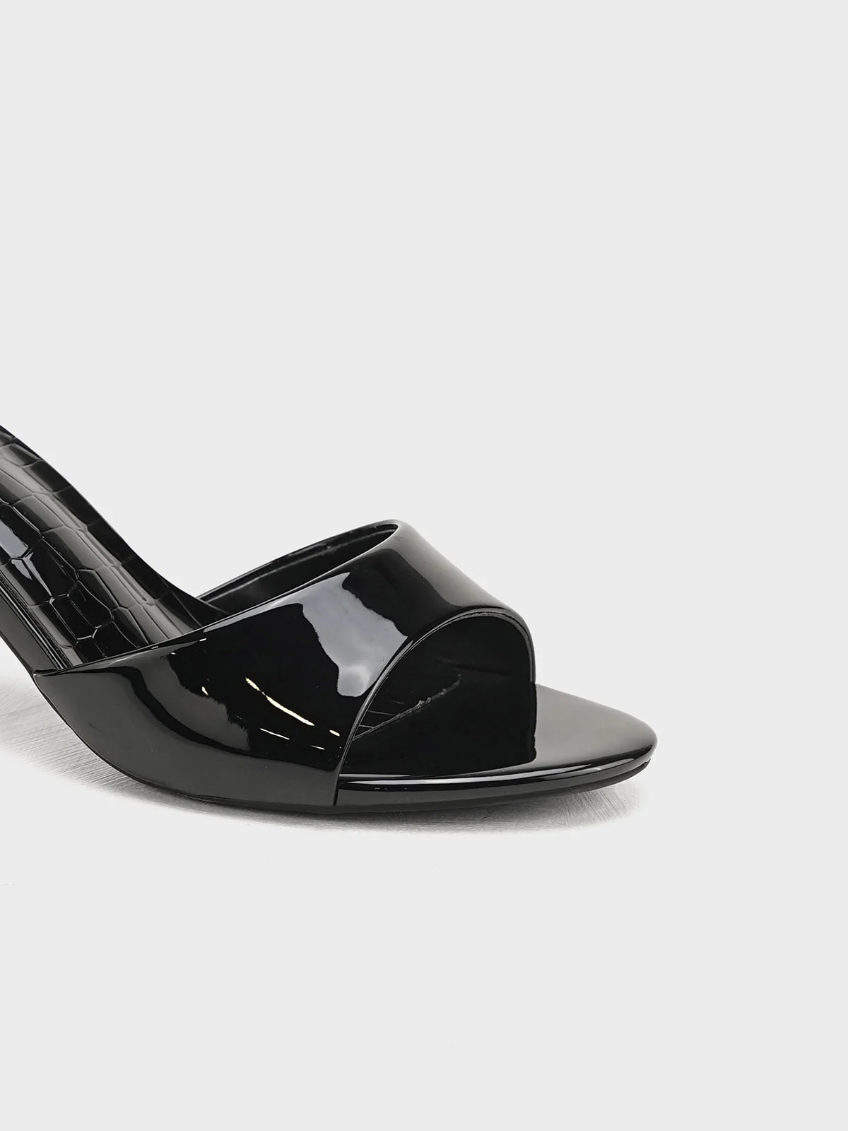 Women "ROYCE" Simple Elegant Heel Sandals - Image 7