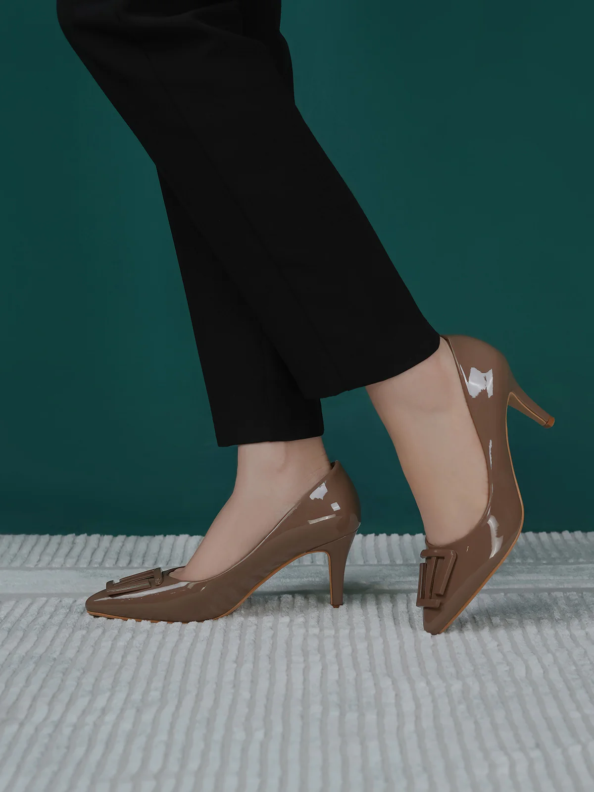 Women "TRHAAS" Trendy Style Court Shoes - Image 6