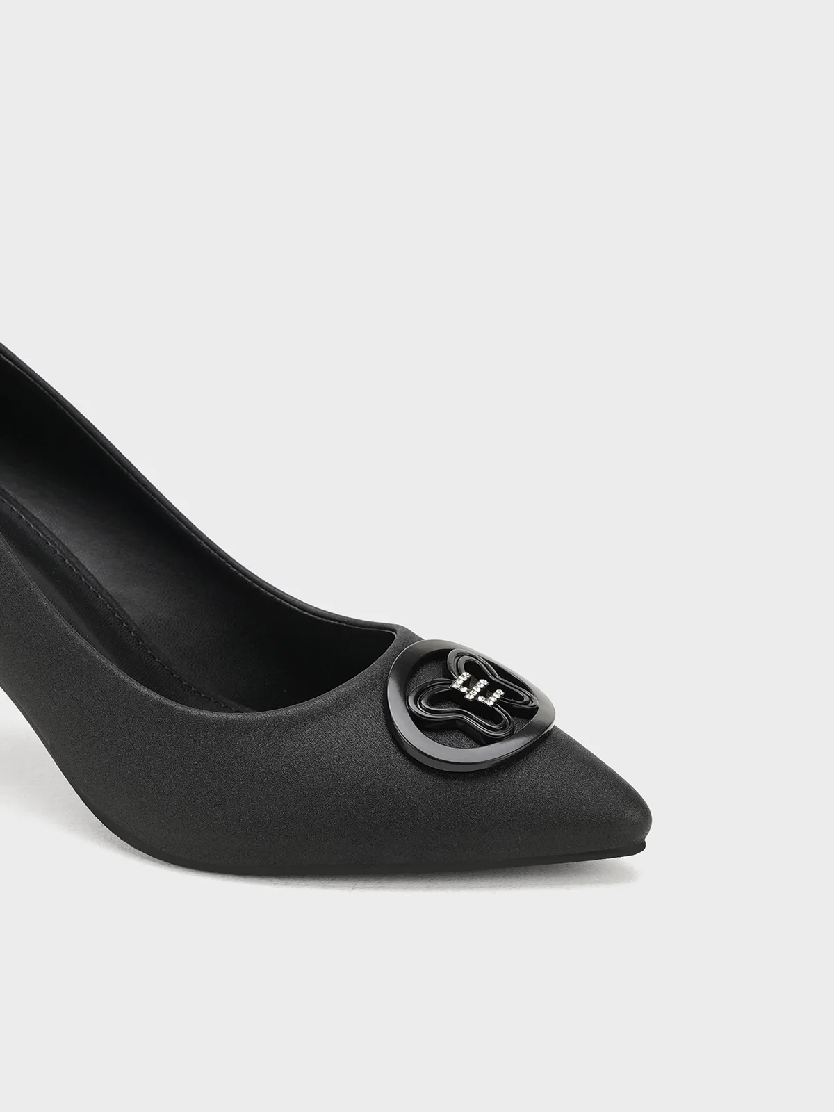 Women "TUYENI" Pointed Toe Court Shoes - Image 4