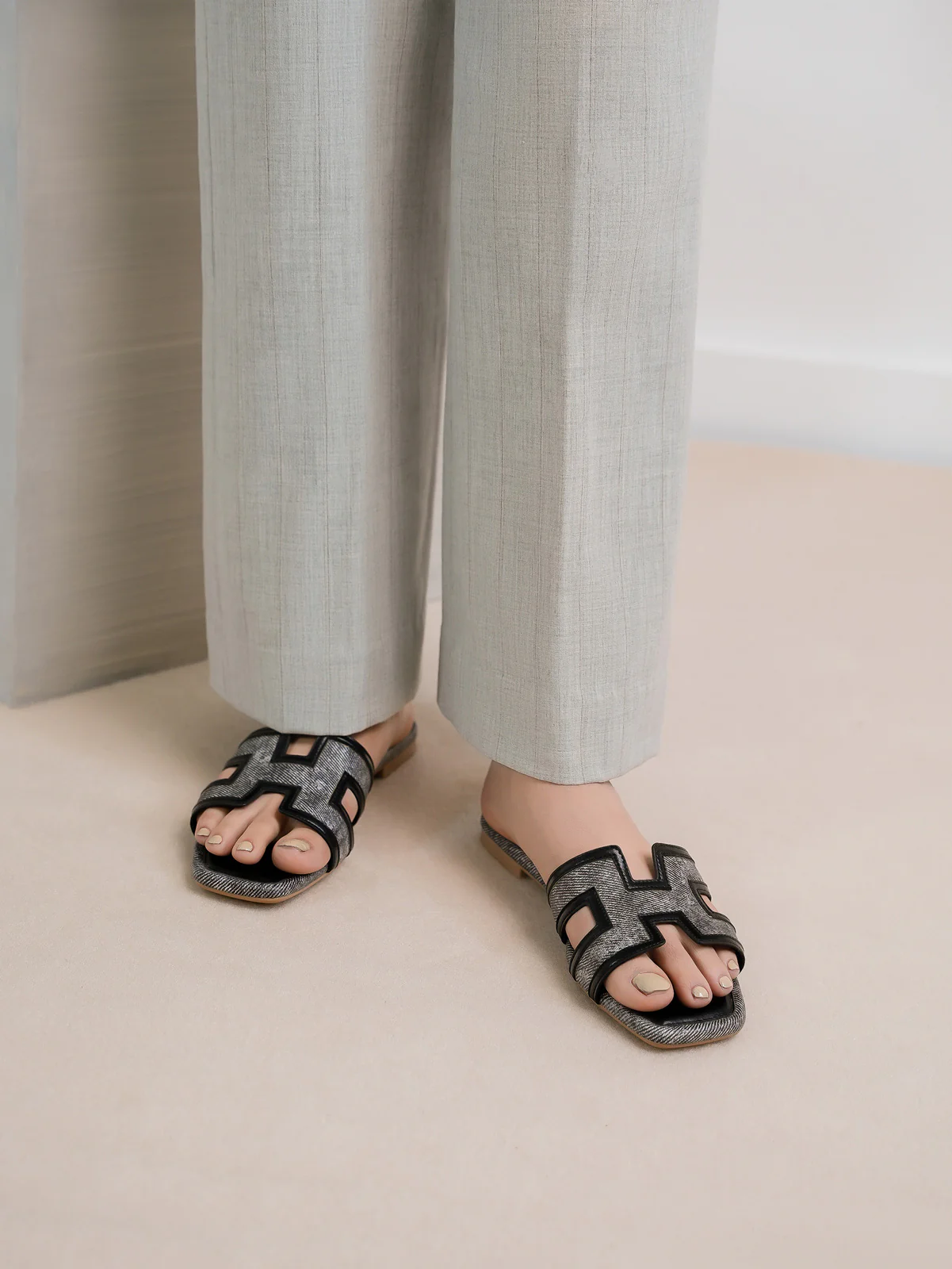 Women's "ADMUS" Comfy Casual Slippers - Image 6