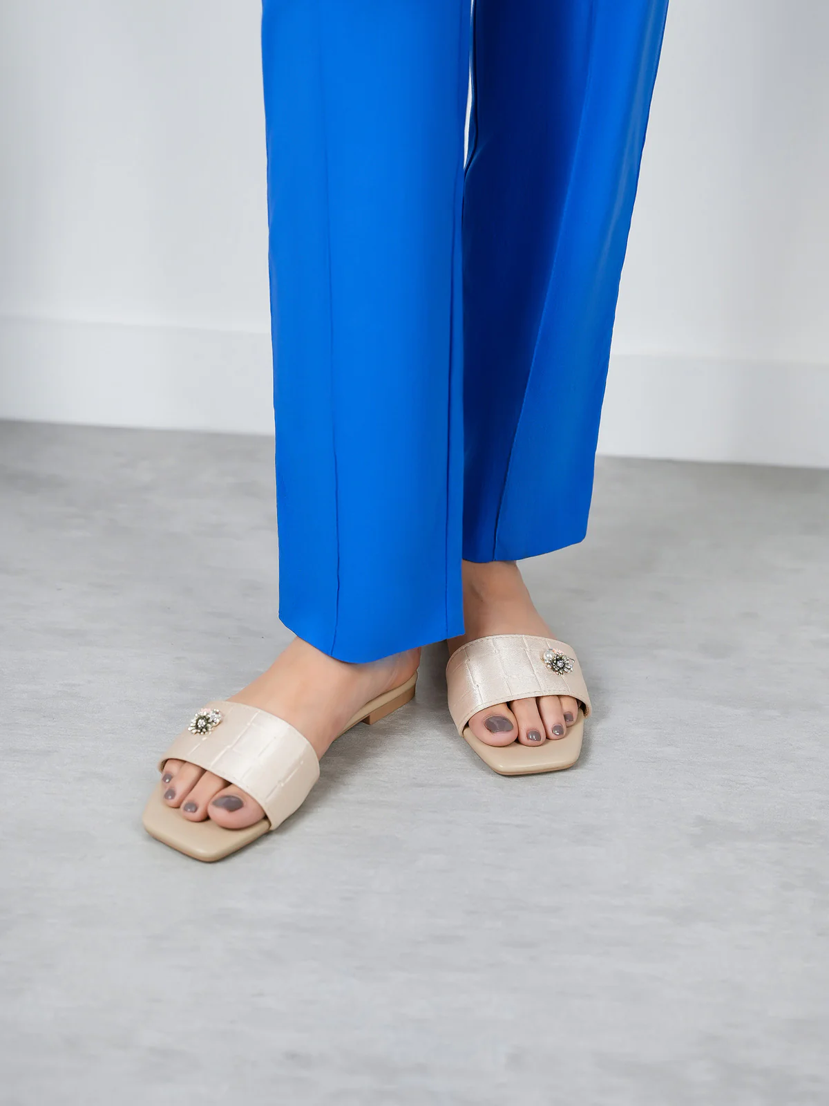 Womens "FERRULE" Satin Decorated Slippers - Image 6