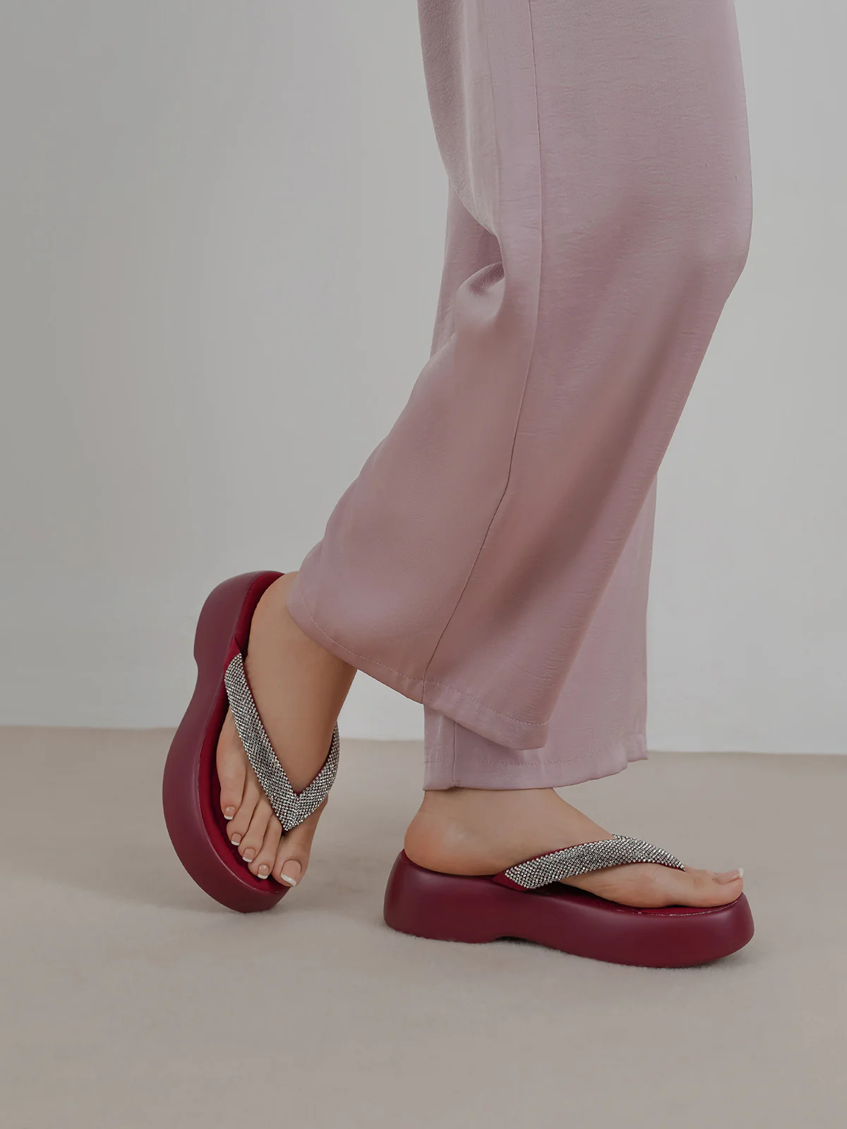 Womens "HAXIA" Soft Comfy Slippers - Image 9