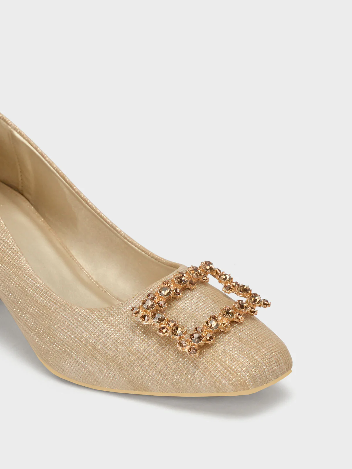 Women's "ONAWA" Brooch Detailing Courts - Image 4