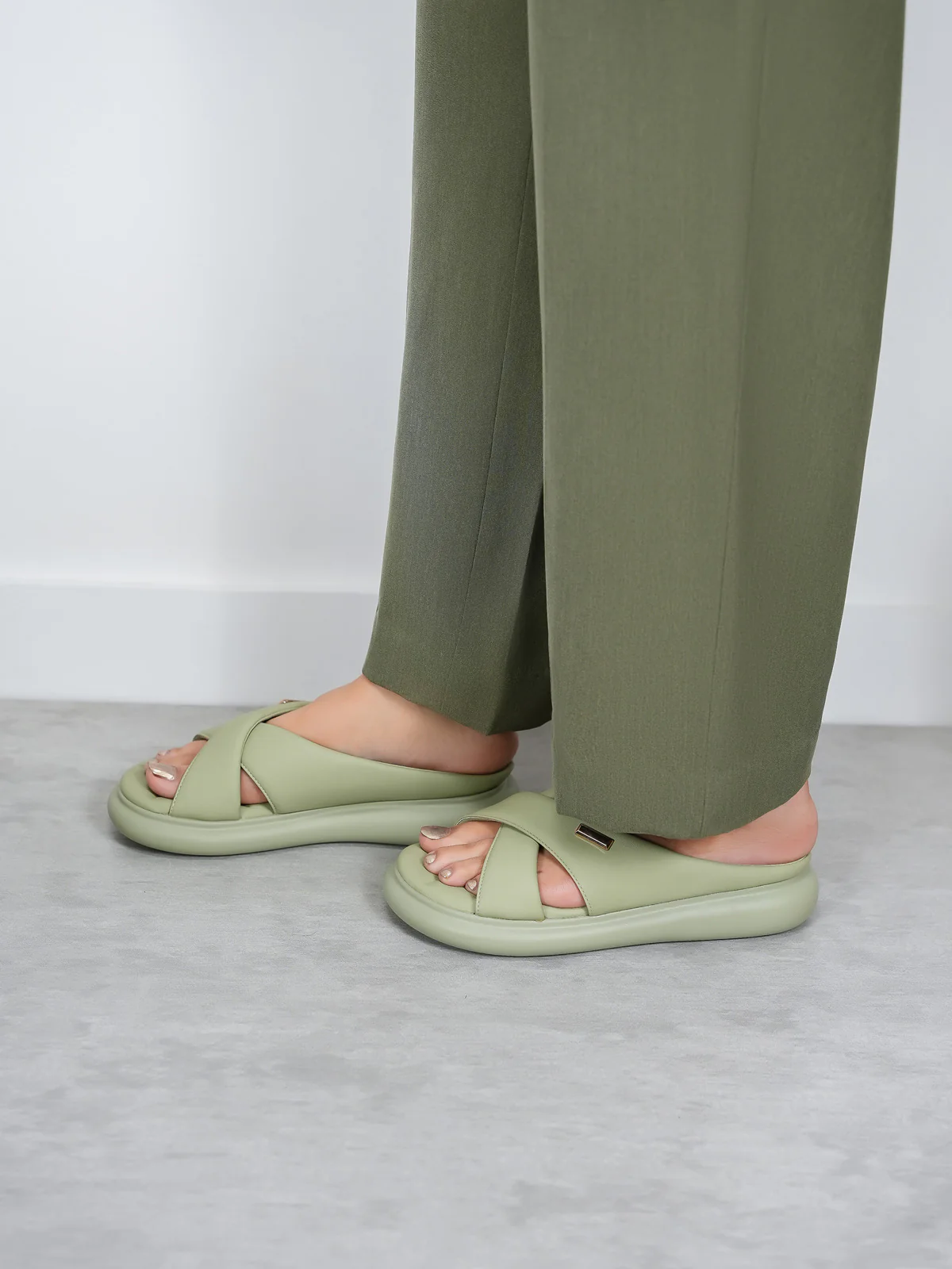 Womens "RICCI" Casual Comfy Slippers - Image 6