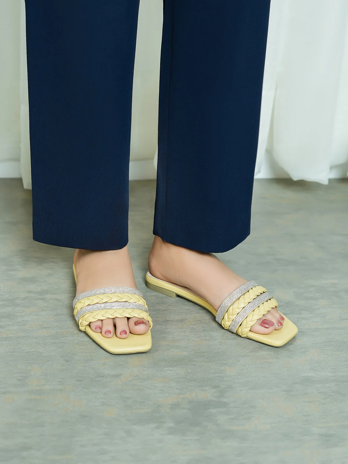 Womens "STEPCHIC" Flat Casual Slippers - Image 3