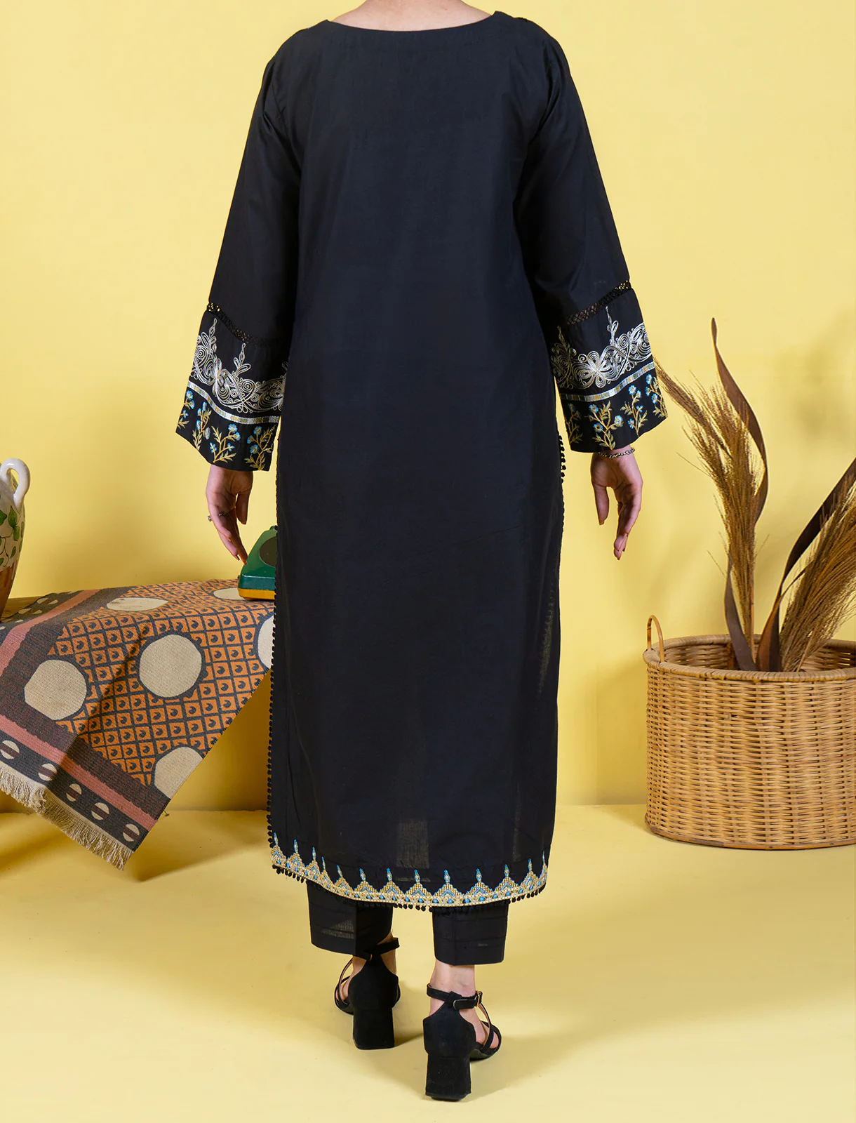 "YUNA" Stitched Embroidered Two Piece Suit - Image 3