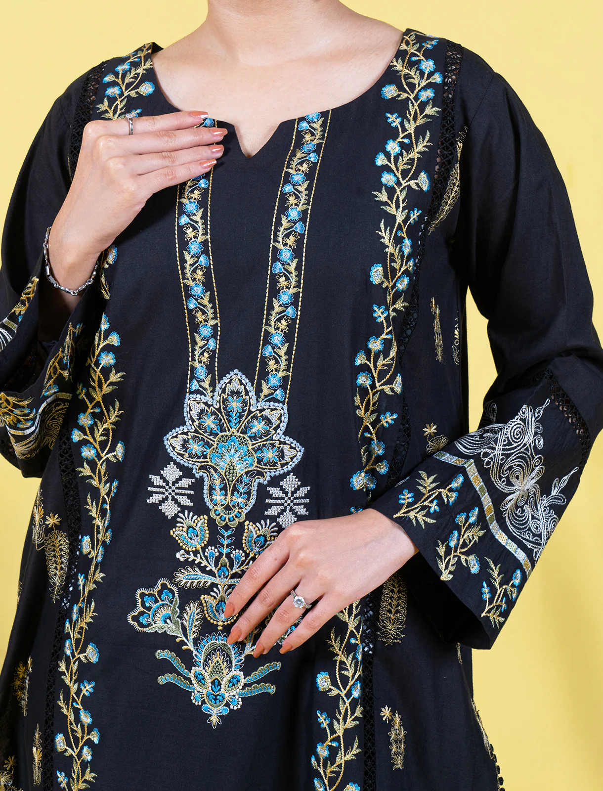 "YUNA" Stitched Embroidered Two Piece Suit - Image 4