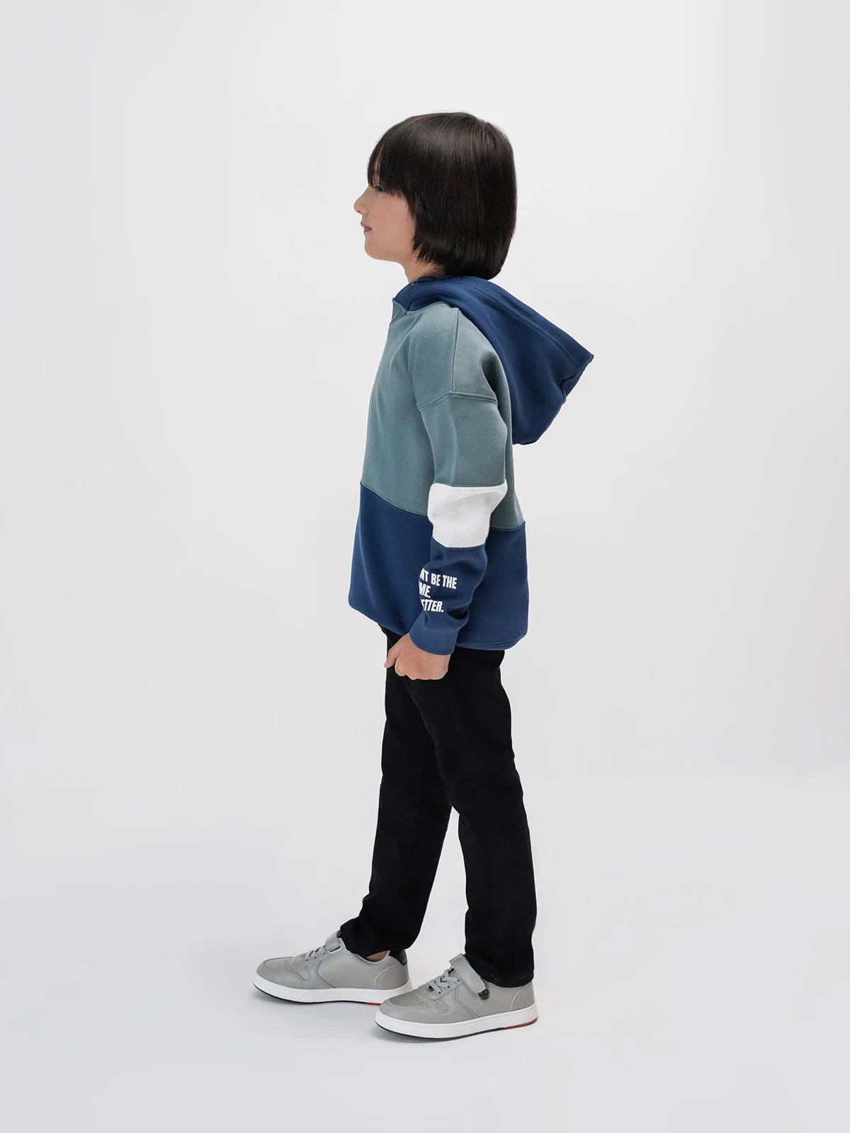 "ZAVI" Stylish Staright Denim Pant - Image 3